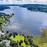 The Waterhead Inn, Ambleside- The Collection Group 宾馆