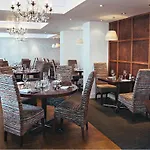 宾馆 The Waterhead Inn, Ambleside- The Collection Group 安布尔塞德