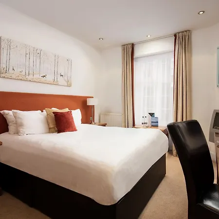 The Waterhead Inn, Ambleside- The Collection Group イン アンブルサイド