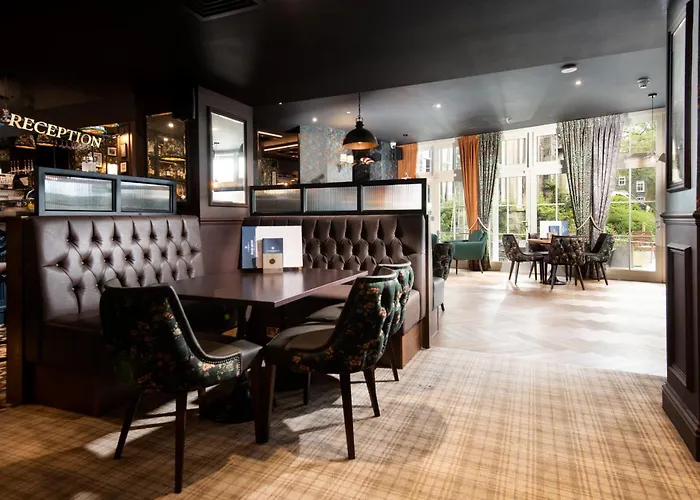 The Waterhead Inn, Ambleside- The Collection Group Inn 4*