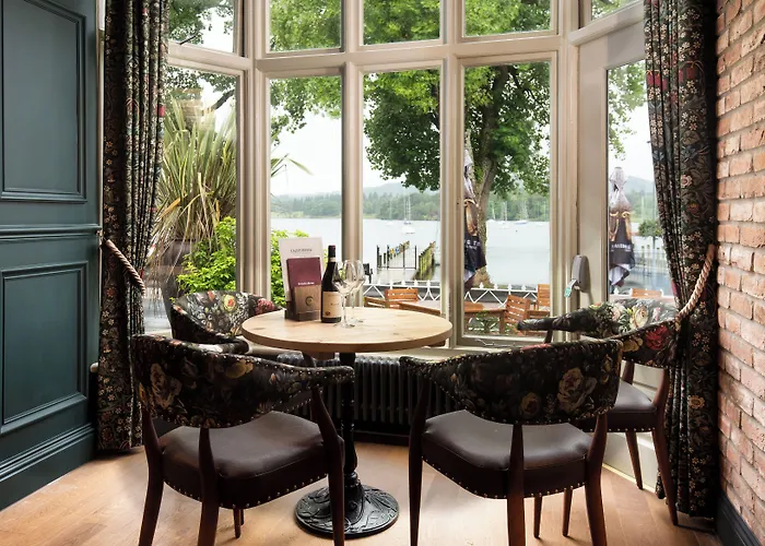 The Waterhead Inn, Ambleside- The Collection Group Inn 4*